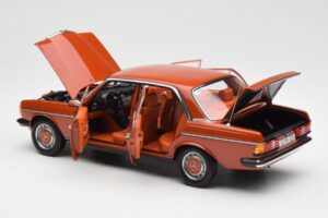 Mercedes 200 W123 English Červený Edícia Dealer Norev 1:18 B66040653 Kov – obrázok 5 z 8
