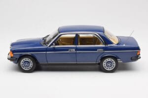 Mercedes 200 W123 Surf Modrý Norev 1:18 183710 Kov – obrázok 4 z 8