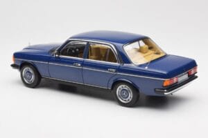 Mercedes 200 W123 Surf Modrý Norev 1:18 183710 Kov – obrázok 7 z 8