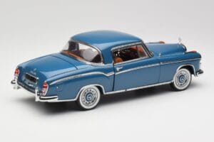 Mercedes 220 SE W128 Modrý Sun Star 1:18 3561 Kov – obrázok 3 z 8