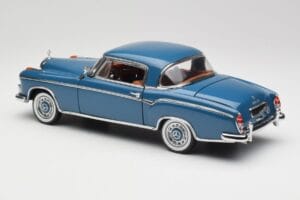 Mercedes 220 SE W128 Modrý Sun Star 1:18 3561 Kov – obrázok 7 z 8