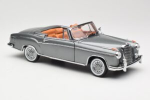 Mercedes 220 SE W128 Kabriolet Grey Metallic Sun Star 1:18 3352-M1 Kov – obrázok 6 z 8