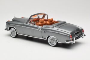 Mercedes 220 SE W128 Kabriolet Grey Metallic Sun Star 1:18 3352-M1 Kov – obrázok 7 z 8