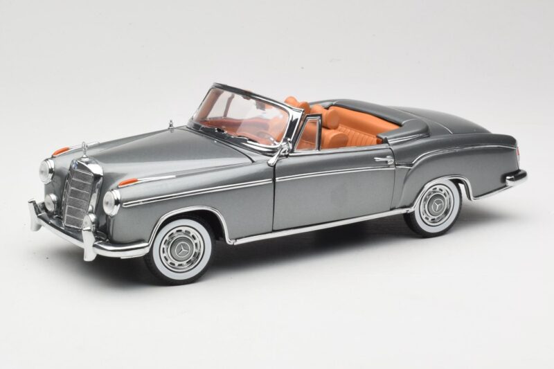 Mercedes 220 SE W128 Kabriolet Grey Metallic Sun Star 1:18 3352-M1 Kov