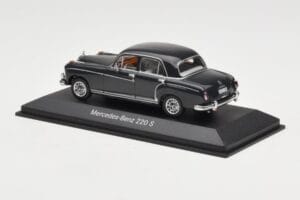 Mercedes 220S W180 Svetlosivý Minichamps 1:43 B66040534 Kov – obrázok 3 z 4