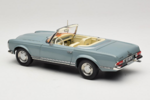 Mercedes 230 SL W113 Horizon Blue Norev 1:18 183992 Kov – obrázok 8 z 9