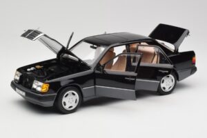 Mercedes 230E W124 AMG Wheels Čierny Limitovaná Edícia Norev 1:18 183950 Kov – obrázok 2 z 12
