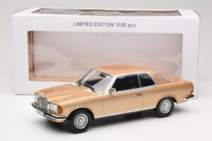 Mercedes 280 CE C123 Zlatý Norev 1:18 183587 Kov – obrázok 6 z 6