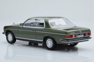 Mercedes 280 CE W123 Coupe Zelený Norev 1:18 183704 Kov – obrázok 5 z 6