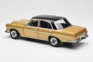 Mercedes 280 SE W108 Béžový Edícia Dealer Norev 1:18 B66040680 Kov – obrázok 7 z 8