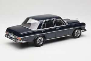 Mercedes 280 SE W108 Midnight Modrý Norev 1:18 B66040597 Kov – obrázok 3 z 8