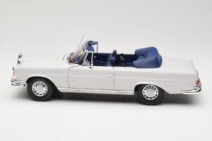 Mercedes 280 SE W111 Kabriolet Svetlošedý Norev 1:18 183530 Kov – obrázok 4 z 8