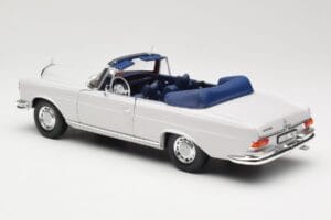 Mercedes 280 SE W111 Kabriolet Svetlošedý Norev 1:18 183530 Kov – obrázok 7 z 8