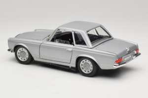 Mercedes 280 SL W113 Berlina Strieborný Techno Giodi 1:18 F14051030 Kov – obrázok 7 z 8