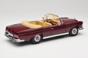 Mercedes 280SE W108 Bordeaux Červený Maisto 1:18 31811 Kov – obrázok 3 z 8