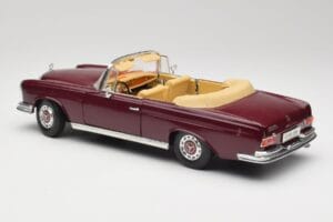 Mercedes 280SE W108 Bordeaux Červený Maisto 1:18 31811 Kov – obrázok 7 z 8