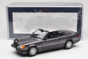 Mercedes 300 CE-24 W124 Kabriolet Fialový Metallic Norev 1:18 183567 Kov – obrázok 10 z 10
