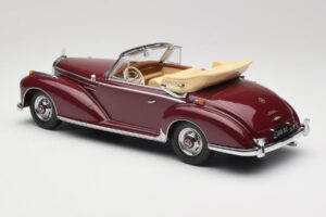 Mercedes 300 SC W188 Kabriolet Tmavo Červený KK-Scale 1:18 KKDC180942 Kov – obrázok 5 z 6