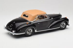 Mercedes 300 SC W188 Kabriolet Softtop Čierny KK-Scale 1:18 KKDC180943 Kov – obrázok 2 z 6