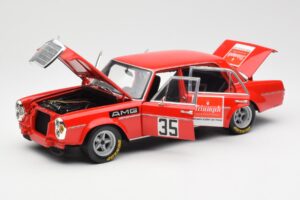 Mercedes 300 SEL 6.8 #35 H. Kelleners Hockenheim 1973 Minichamps 1:18 100713435 Kov – obrázok 2 z 8