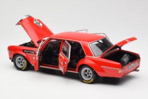 Mercedes 300 SEL 6.8 #35 H. Kelleners Hockenheim 1973 Minichamps 1:18 100713435 Kov – obrázok 5 z 8