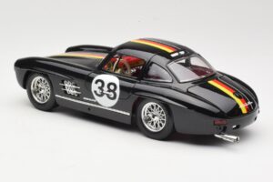 Mercedes 300 SL #38 1954 Bburago 1:18 3015-M1 Kov – obrázok 7 z 8