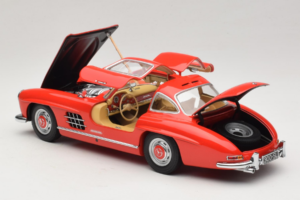 Mercedes 300 SL Gullwing Červený Minichamps 1:18 180039001 Kov – obrázok 5 z 8