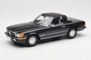 Mercedes 300 SL R107 Čierny Pearl Edícia Dealer Norev 1:18 B66040678 Kov – obrázok 3 z 10