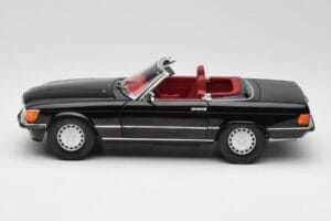 Mercedes 300 SL R107 Čierny Norev 1:18 183511 Kov – obrázok 4 z 8