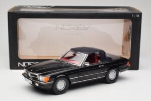 Mercedes 300 SL R107 Čierny Norev 1:18 183511 Kov – obrázok 8 z 8