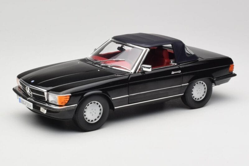 Mercedes 300 SL R107 Čierny Norev 1:18 183511 Kov
