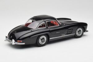 Mercedes 300 SL W198 Čierny Minichamps 1:18 180039004 Kov – obrázok 3 z 8