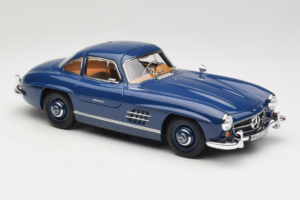 Mercedes 300 SL W198 Modrý Norev 1:18 183852 Kov – obrázok 6 z 8