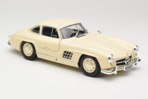 Mercedes 300 SL W198 Krémový Minichamps 1:18 110037212 Kov – obrázok 6 z 8