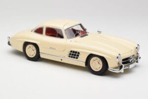 Mercedes 300 SL W198 Krémový S Červeným Interiérom Minichamps 1:18 180039002 Kov – obrázok 6 z 8
