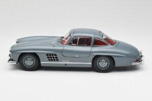 Mercedes 300 SL W198 Graphite Šedý Minichamps 1:18 180039005 Kov – obrázok 4 z 8