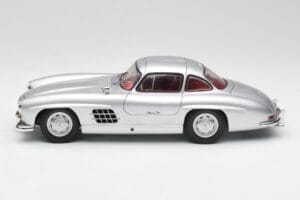 Mercedes 300 SL W198 Gullwing Strieborný Minichamps 1:18 180039000 Kov – obrázok 4 z 8
