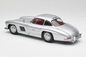Mercedes 300 SL W198 Gullwing Strieborný Minichamps 1:18 180039000 Kov – obrázok 7 z 8