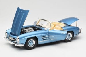 Mercedes 300 SL W198 Roadster Hardtop Light Blue Metallic Minichamps 1:18 180039042 Kov – obrázok 2 z 9