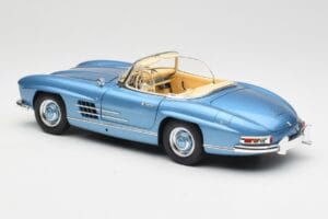 Mercedes 300 SL W198 Roadster Hardtop Light Blue Metallic Minichamps 1:18 180039042 Kov – obrázok 8 z 9