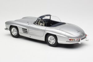 Mercedes 300 SL W198 Roadster Silver Metallic Minichamps 1:18 180039030 Kov – obrázok 7 z 8