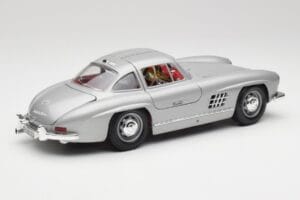 Mercedes 300 SL W198 Gullwing Silver Šedý Bburago 1:18 3513 Kov – obrázok 3 z 8