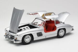 Mercedes 300 SL W198 Gullwing Strieborný Metalíza Minichamps 1:18 B66040379 Kov – obrázok 2 z 8