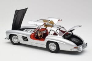 Mercedes 300 SL W198 Gullwing Strieborný Metalíza Minichamps 1:18 B66040379 Kov – obrázok 5 z 8