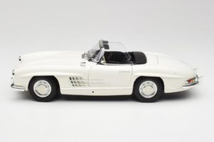 Mercedes 300 SL W198 Roadster Biely So Soft Top Strechou Minichamps 1:18 180039034 Kov – obrázok 5 z 9