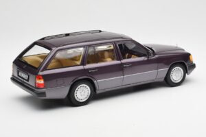 Mercedes 300D S124 T-Model Bornit Edícia Dealer Norev 1:18 B66040701 Kov – obrázok 3 z 8
