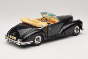 Mercedes 300S Čierny Maisto 1:18 52116-P1 Kov – obrázok 3 z 8