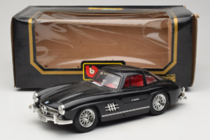 Mercedes 300SL Čierny Bburago 1:18 3015-M3 Kov – obrázok 8 z 8