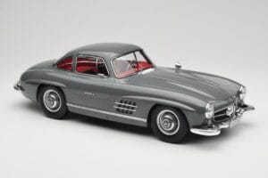 Mercedes 300SL W198 Gullwing Graphite Grey Norev 1:12 123852 Kov – obrázok 4 z 6
