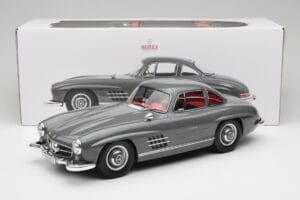 Mercedes 300SL W198 Gullwing Graphite Grey Norev 1:12 123852 Kov – obrázok 6 z 6